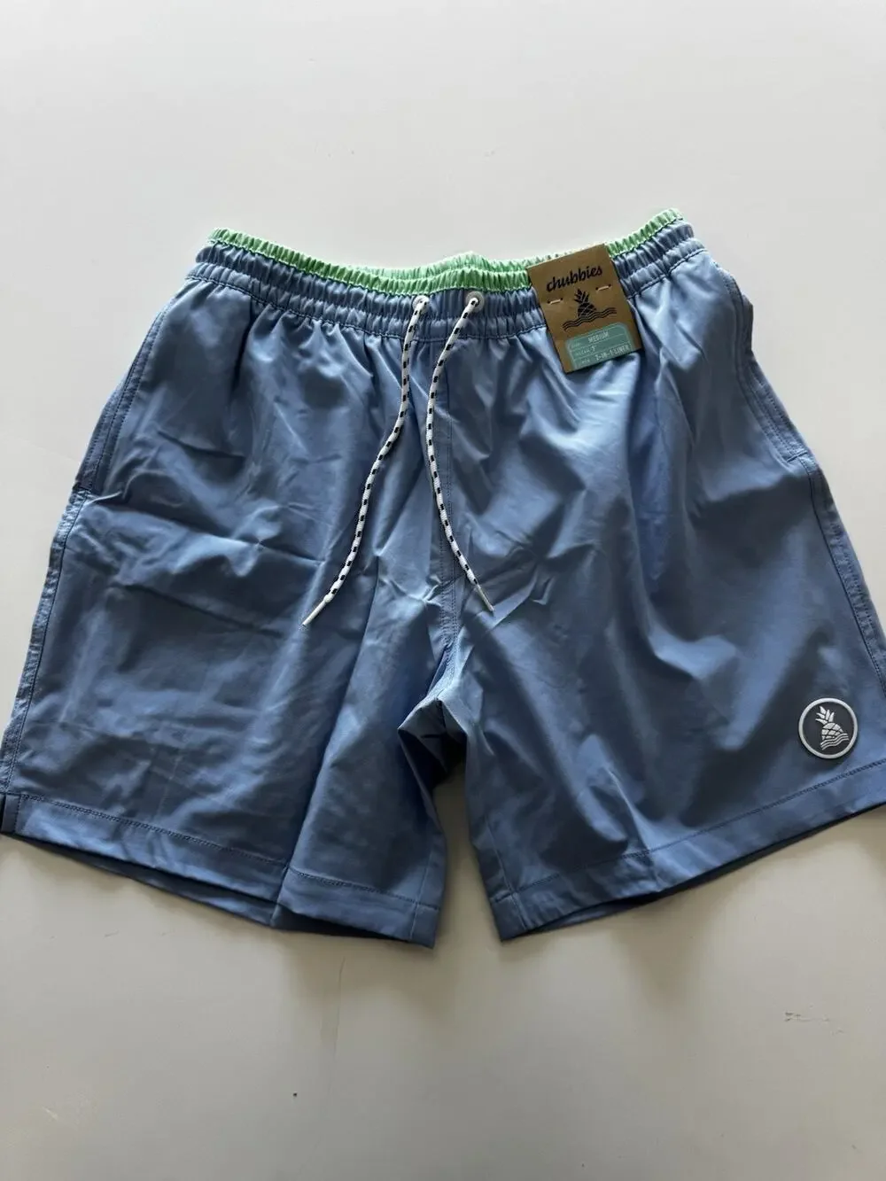 Chubbies The Alpine Skies 7